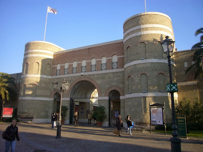 Ψώνια σε φθηνά Outlet Village
